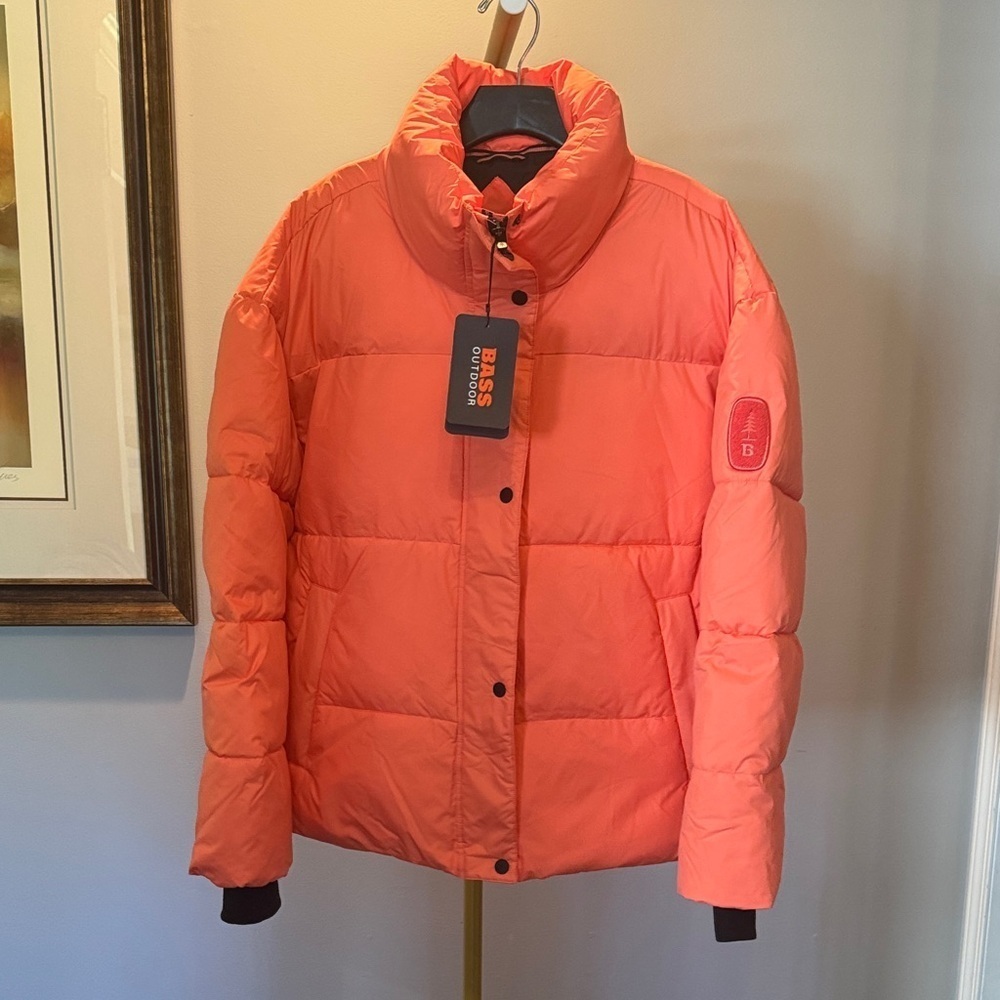 Bass outdoor Women's Puffer Jacket - Vibrant Coral NWT XL
